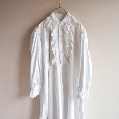 1900s antique ruffle lace night dress