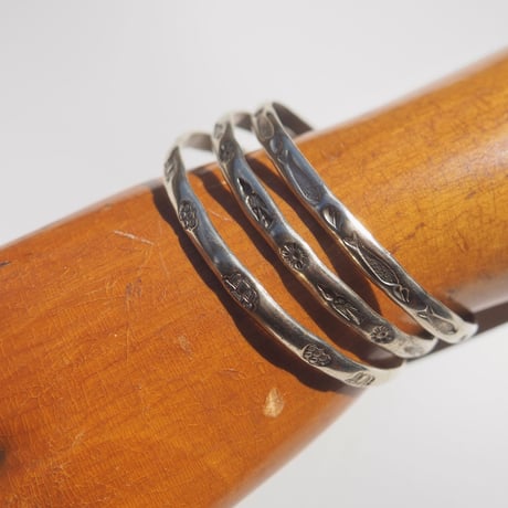 vintage Mexican sterling silver stamp bangle