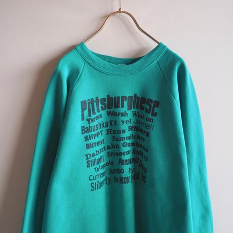 90s "Fruit Of The Loom" Pittsburgh print sweatshirt