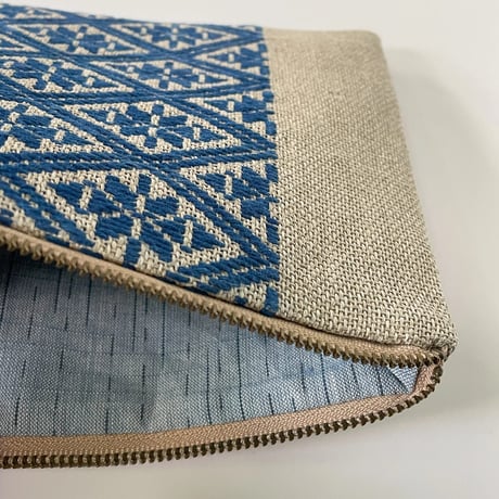 【南部菱刺し】フラットポーチ L（20cm／藍染め・濃）