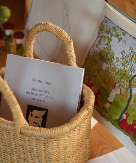 Frobergue 10周年記念企画展 図録 Hommage aux artistes du livre d’enfants du passé