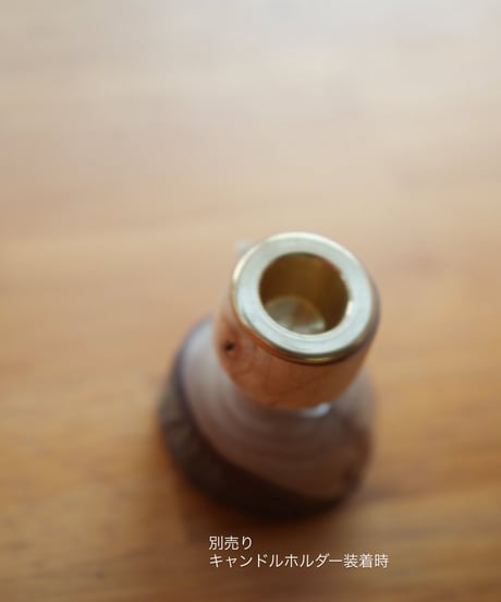 花と灯りの小さなスタンド　樹皮付き