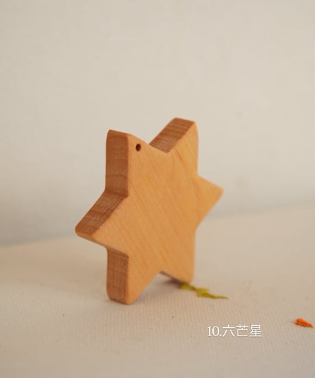 木製オーナメント　/ Lissner リスナー