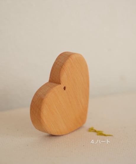 木製オーナメント　/ Lissner リスナー