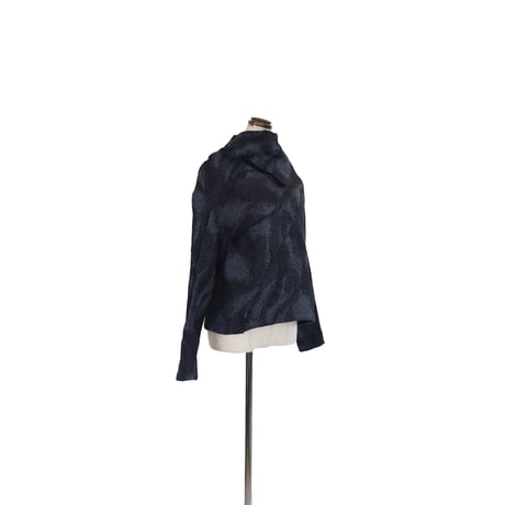 shinyaseki   アシンメトリー立体切替ハイネックプルオーバー STONE TOPS