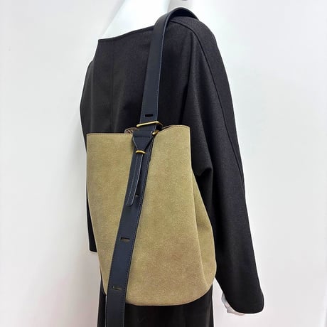バケツ型3WAYバッグ