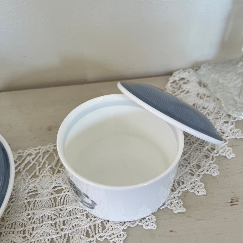 ○po-222/Wedgwood×スージークーパー グレンミスト ボンボンケース