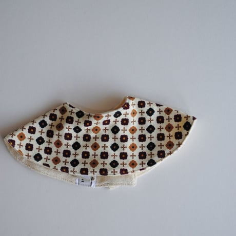 geometric pattern bib [pal0572] アイボリー/ &pal(アンドパル)