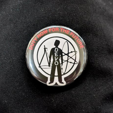 DEVOセーター（バッジ付き）／DEVO Sweater with Badge