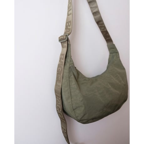 BAGGU Medium Nylon Crescent Bag - Caper