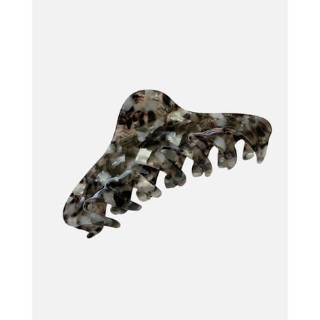 Buttermilk Georgia Claw Clip in Snow Leopard