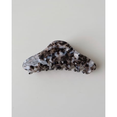 Buttermilk Georgia Claw Clip in Snow Leopard