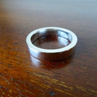 仁尾彫金『幅５mm、厚み２.５ミリ平打リング』ハンドメイド609