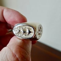 仁尾彫金『一つ星ジルコニア、フレイム丸の印台リング』ハンドメイド631