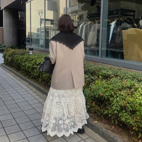 Lace Triangle Scarf （noir）