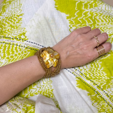 Bracelet Nacre（gold ）