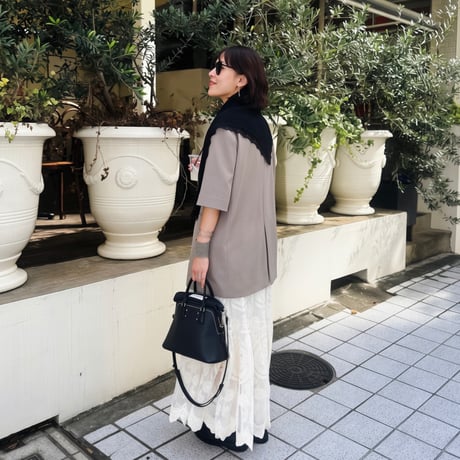 Lace Triangle Scarf （noir）