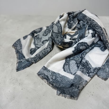 Dentelles motif scarf（écru）