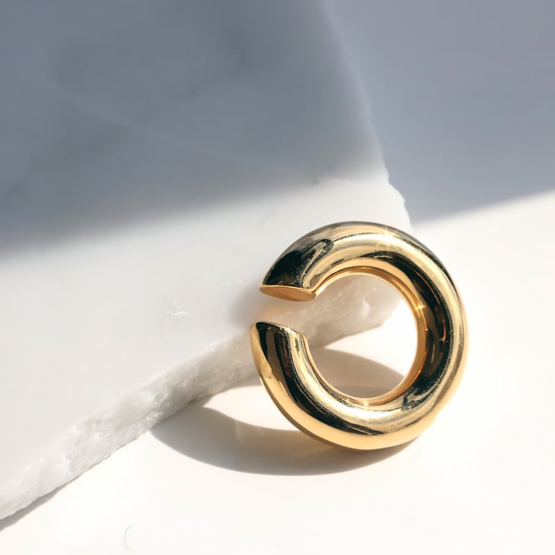 SASKIA DIEZ サスキア ディツ】 GOLD BOLD EARCUFF ゴールド ボ