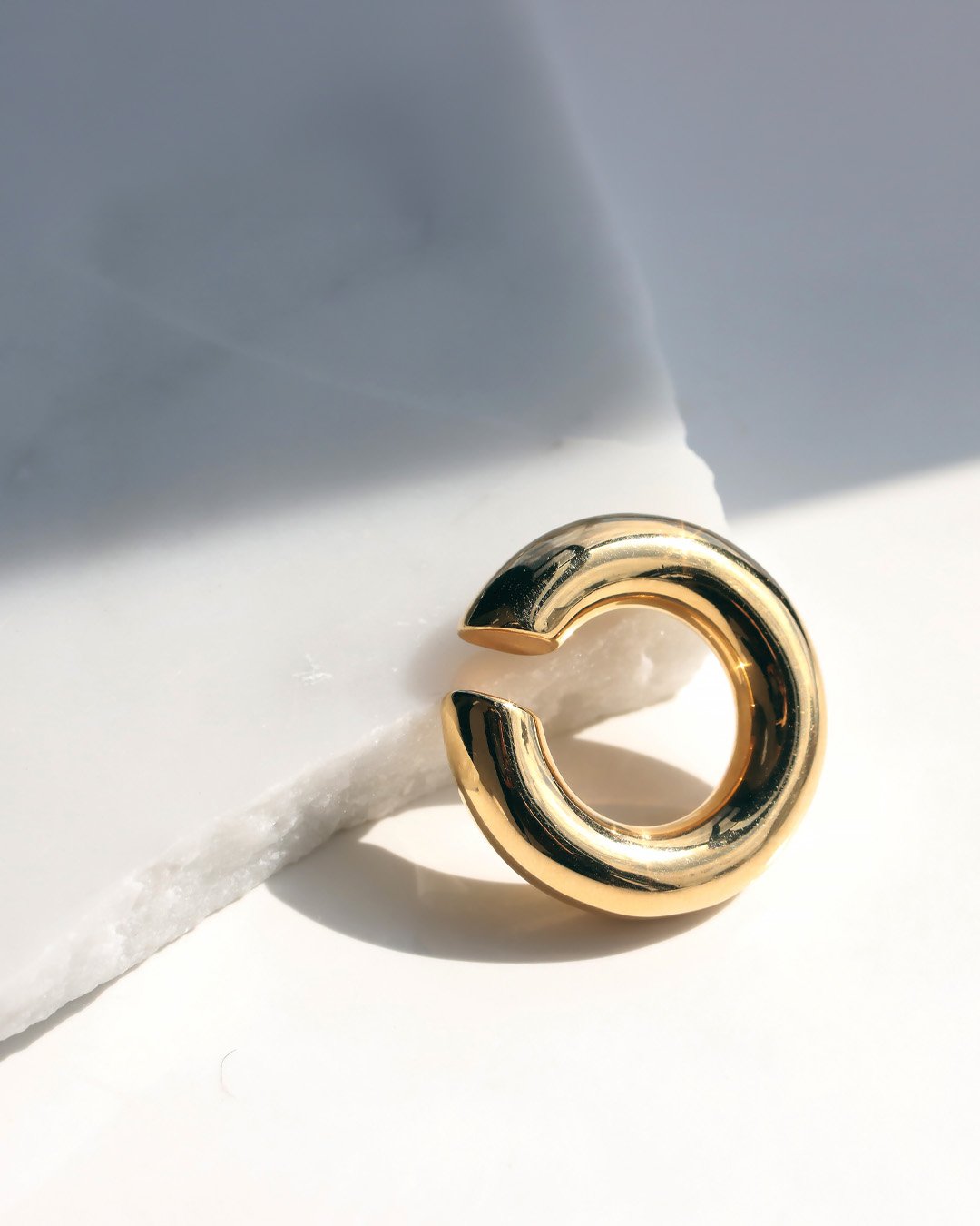 SASKIA DIEZ サスキア ディツ】 GOLD BOLD EARCUFF ゴールド ボ