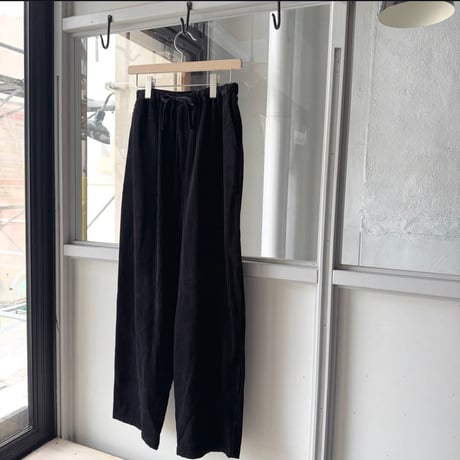 COMOLI　コーデュロイ ドローストリングパンツ