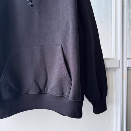 COMOLI　コットン裏毛パーカー