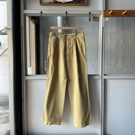 AURALEE　GARMENT-DYED FINX CHINO ONE-TUCK WIDE PANTS