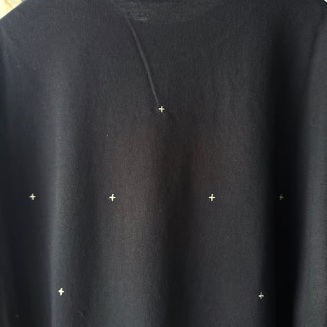 COMOLI　コットンカシミヤ エンブロイダリー長袖Tシャツ