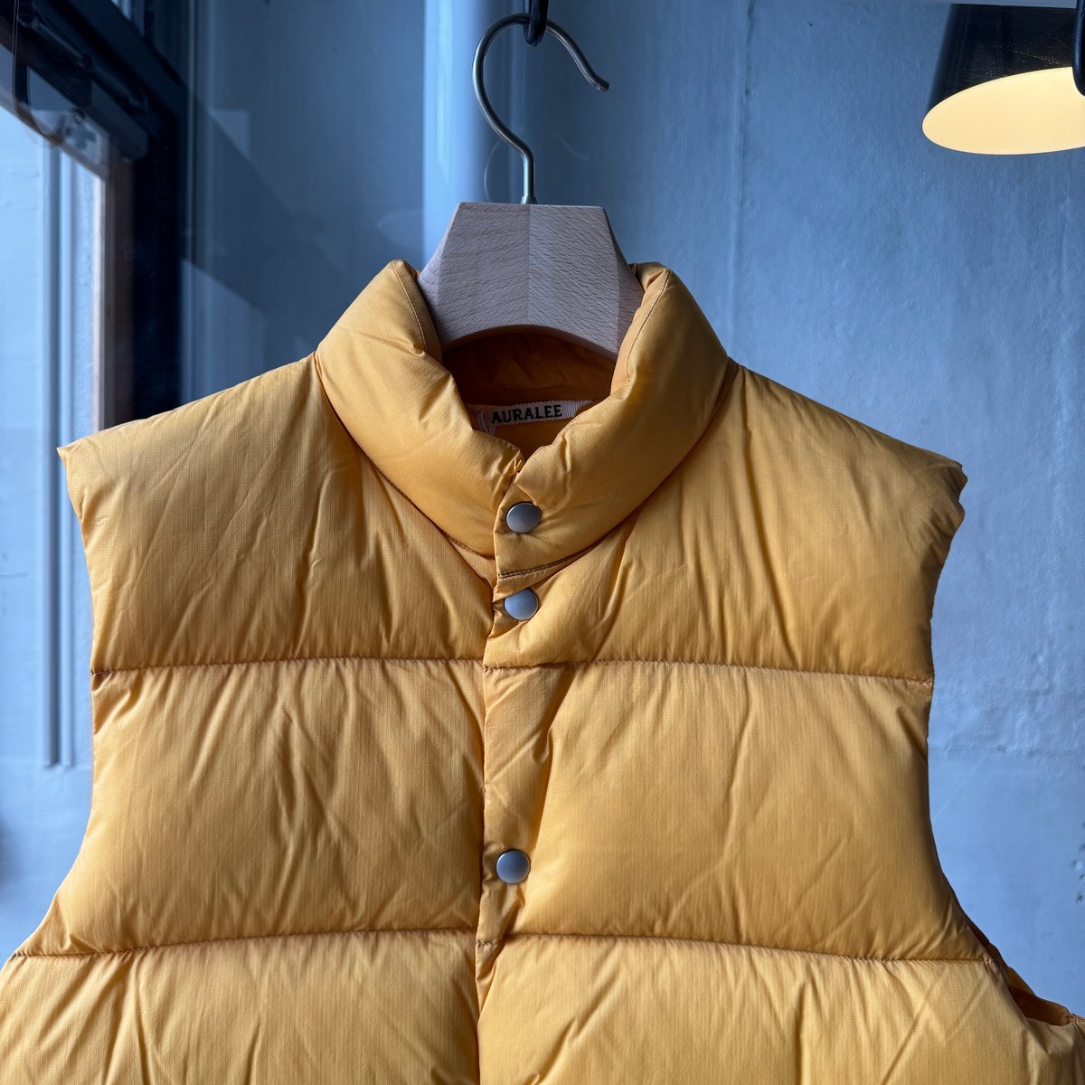 AURALEE SUPER LIGHT NYLON RIPSTOP DOWN VEST | L