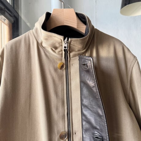 AURALEE　REVERSIBLE WOOL TWISTED TWILL / SHEEP LEATHER HALF COAT