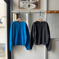 AURALEE　GARMENT-DYED BABY ALPACA FUR KNIT CREW-NECK CARDIGAN