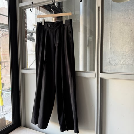 Antwort　COTTON GABARDINE WIDE PANTS