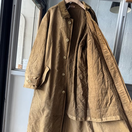 AURALEE　GARMENT-DYED ORGANIC COTTON HEAVY MOLESKIN COAT