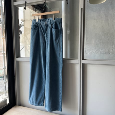 AURALEE　GARMENT-DYED FINX CORDUROY 5P WIDE PANTS