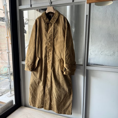 AURALEE　GARMENT-DYED ORGANIC COTTON HEAVY MOLESKIN COAT