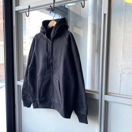 COMOLI　コットン裏毛ジップパーカー