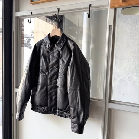 AURALEE　FINE CALF LEATHER DOWN BLOUSON