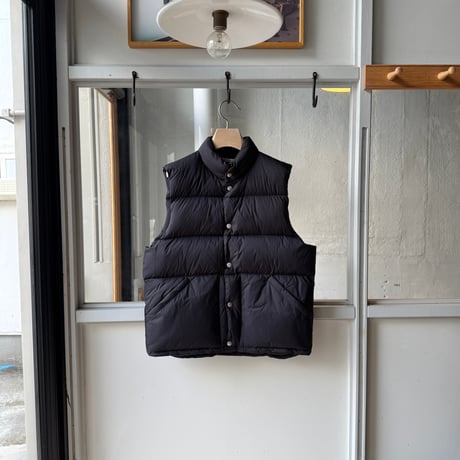 AURALEE　SUPER LIGHT NYLON RIPSTOP DOWN VEST
