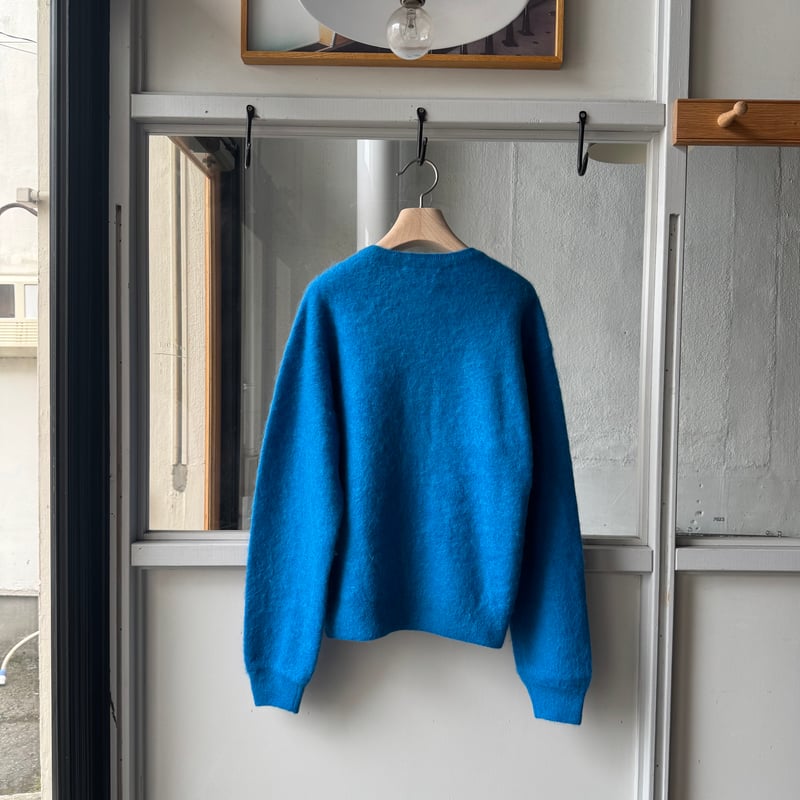 AURALEE GARMENT-DYED BABY ALPACA FUR KNIT CREW-