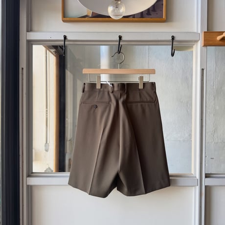 AURALEE　LIGHT WOOL MAX GABARDINE SHORTS