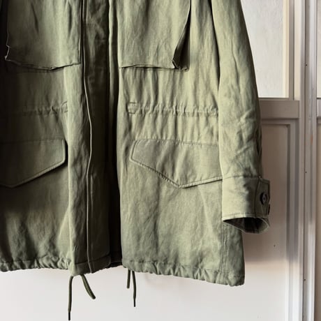 AURALEE　BRUSHED SILK LINEN SATIN PADDED MILITARY BLOUSON