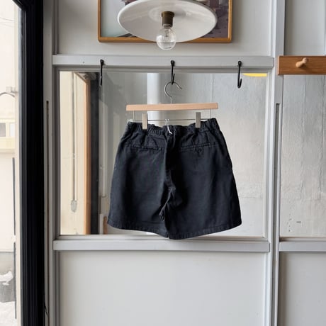AURALEE　GARMENT-DYED FINX LIGHT CHINO SHORTS