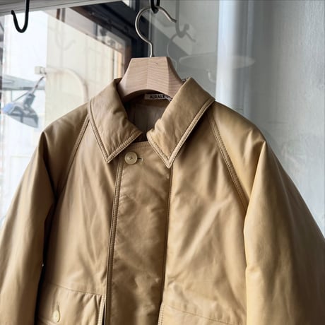 AURALEE　FINE CALF LEATHER DOWN BLOUSON