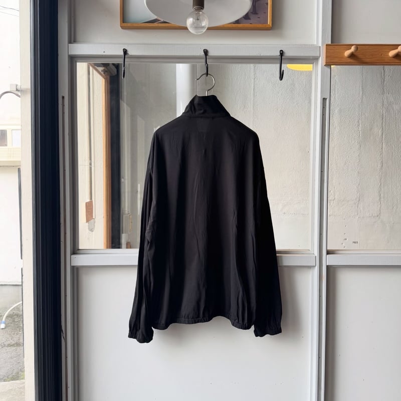 COMOLI THINコットン ジップジャケット | Less Higashikawa