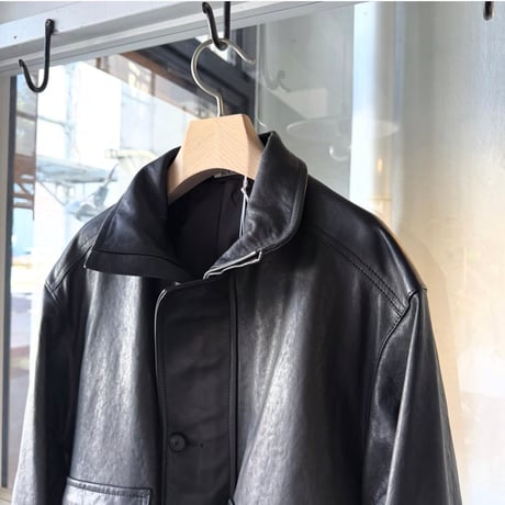 AURALEE　TEXTURED LAMB LEATHER BLOUSON