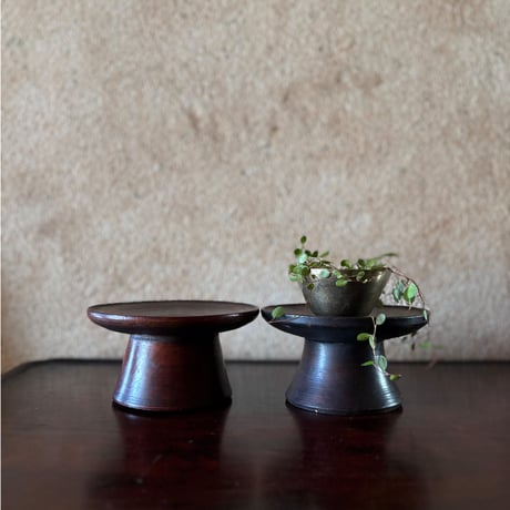 韓国の木の高台 アンティーク