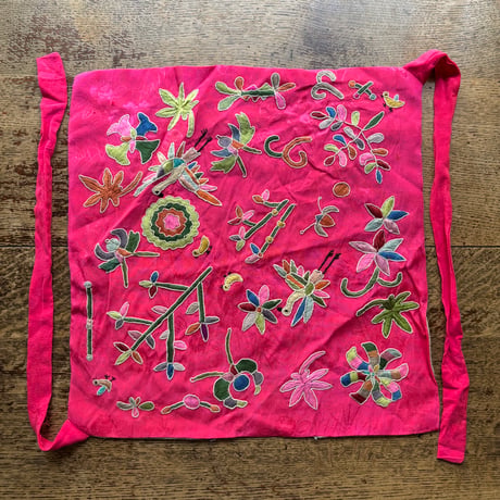 오리보 オリボ 韓国刺繍の包み布 アンティーク