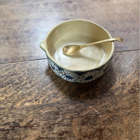 hapun pottery ぐるぐる 浅鉢