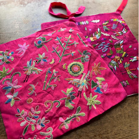 오리보 オリボ 韓国刺繍の包み布 アンティーク
