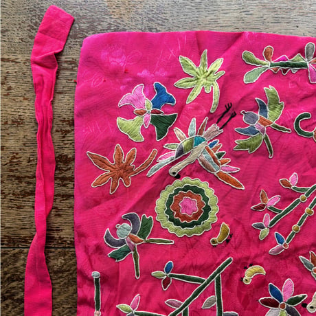 오리보 オリボ 韓国刺繍の包み布 アンティーク